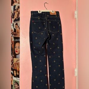 Urban Outfitters High Rise Cowboy Jean With horseshoe embroidery SIZE 25= Size 1